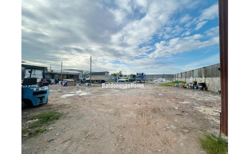 BÁN ĐẤT THỔ CƯ PHẠM THỊ GIÂY  11.000M2 - HÓC MÔN - GIÁ 180 TỶ